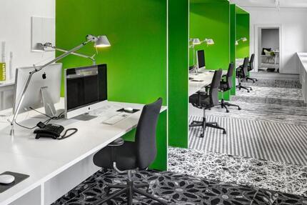 Coworking Space Düsseldorf Oberbilk – helle Loft-Arbeitsplätze zimmer