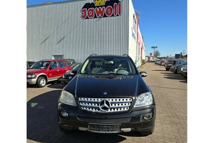 Mercedes ML 320 CDI 4 MATIC TÜV 3.27 LEDER NAVI KLIMAAUTOMA