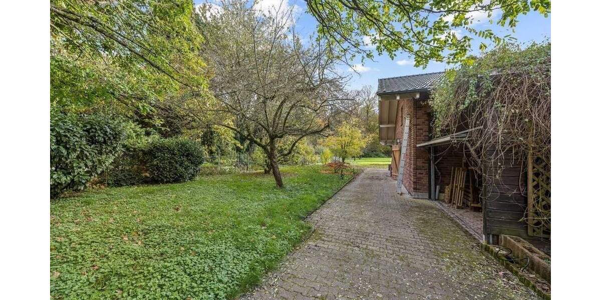 Einfamilienhaus Grevenbroich / Kapellen Kapellen - 5 Zimmer, 216 m&sup2;, 750.000&euro; | Angebot:25358055