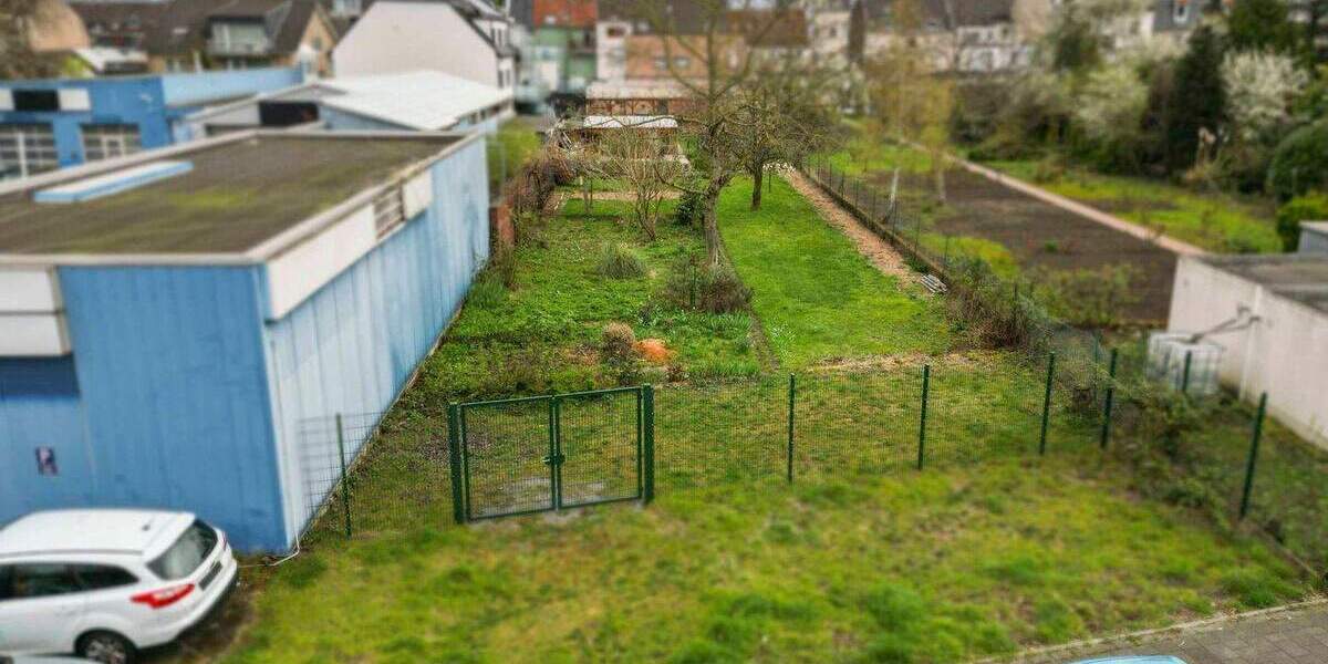 Rarität in Alt-Niehl: Grundstück in attraktiver Rheinnähe mit Top-Anbindung zimmer