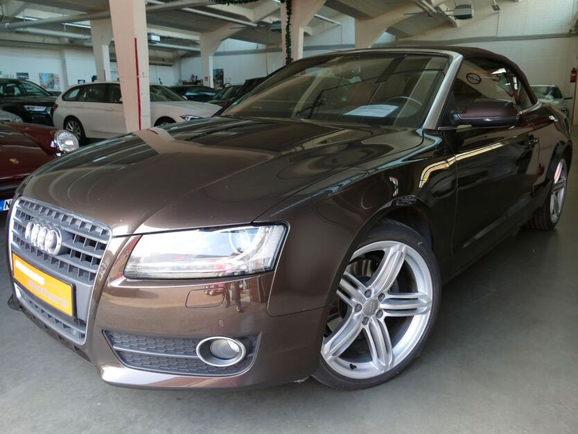 Audi A5 186.500 km 13.880 € Düsseldorf 40549