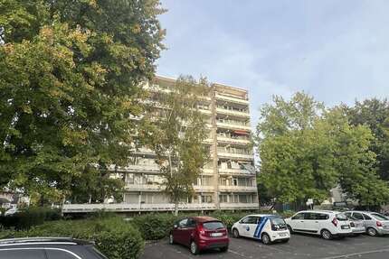 Wohnung zum Kaufen in Niederkassel 149.000 € 84 m² 4 zimmer