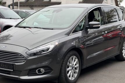 Ford S-Max 124.000 km 14.250 &euro; Remscheid 42899