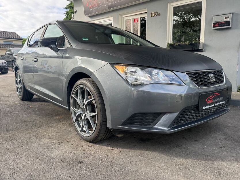 Seat Leon 163.000 km 4.950 € Siegburg 53721