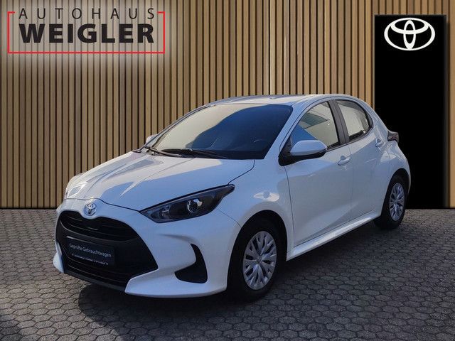 Toyota Yaris 30.414 km 14.390 &euro; Leverkusen 51381