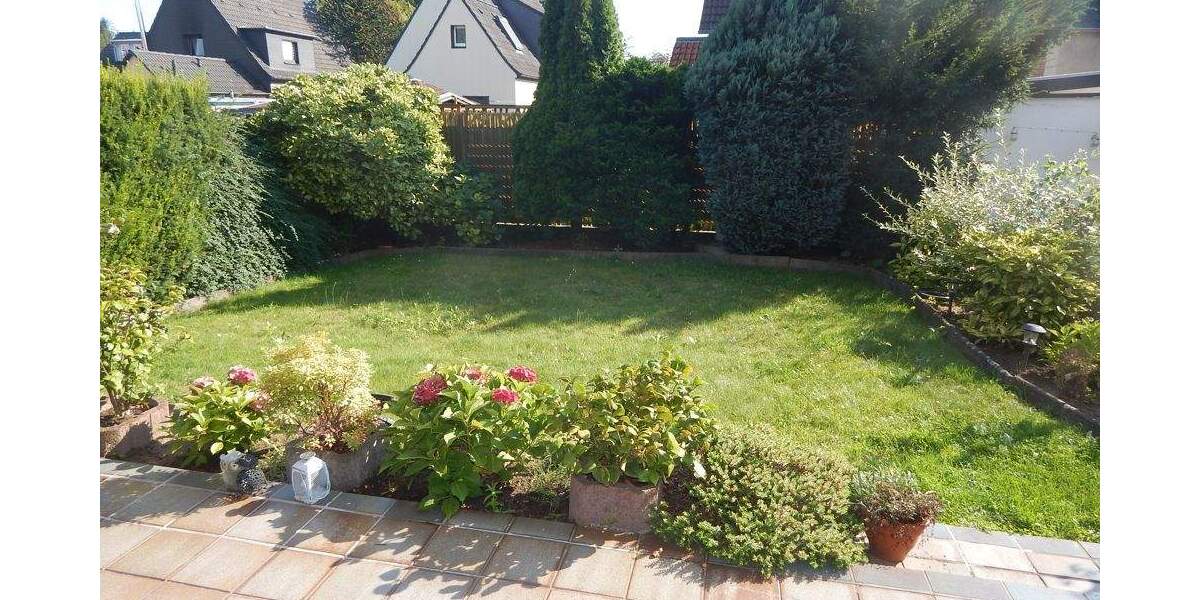 Reihenendhaus Langenfeld Immigrath - 6 Zimmer, 150 m&sup2;, 1.600&euro; | Angebot:25167602