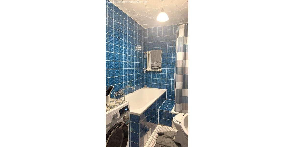 Charmante 3-Zimmer-Eigentumswohnung mit großem Balkon zu verkaufen 3 zimmer