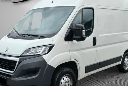Peugeot Boxer 190.000 km 10.990 &euro; Köln 51067