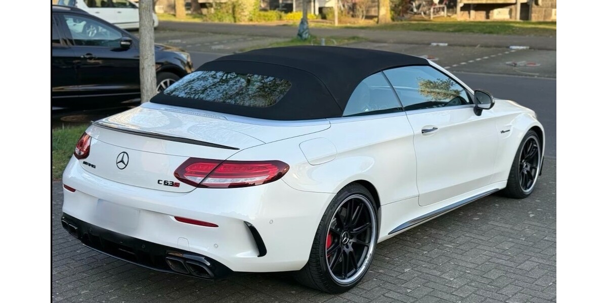 Mercedes-Benz C-Klasse 98.900 km 57.000 &euro; Köln 50667