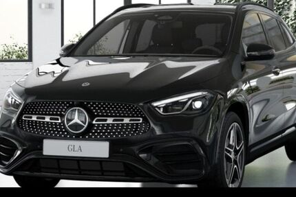 Mercedes-Benz GLA 180 9.900 km 45.990 &euro; Düsseldorf 40470