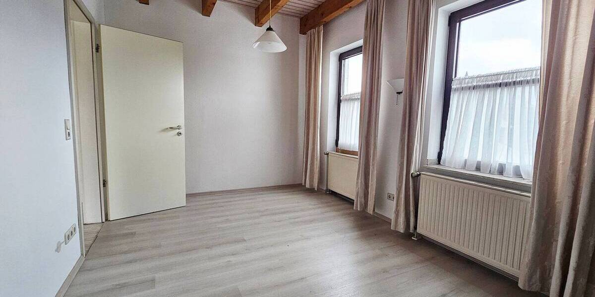 Etagenwohnung Solingen Höhscheid - 2 Zimmer, 62 m&sup2;, 680&euro; | Angebot:26363365