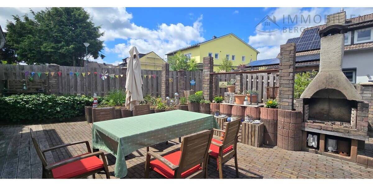 Reihenendhaus Hückeswagen Innenstadt - 4 Zimmer, 110 m&sup2;, 325.000&euro; | Angebot:21321687