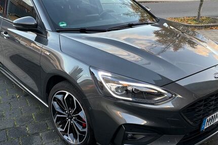 Ford Focus 56.500 km 16.700 &euro; Rommerskirchen 41569