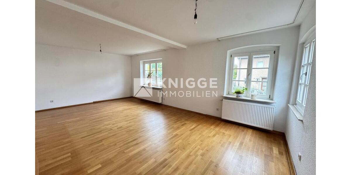 +++ 3419 - Modernisiertes EFH mit großem Garten in GL-Heidkamp +++ 4 zimmer