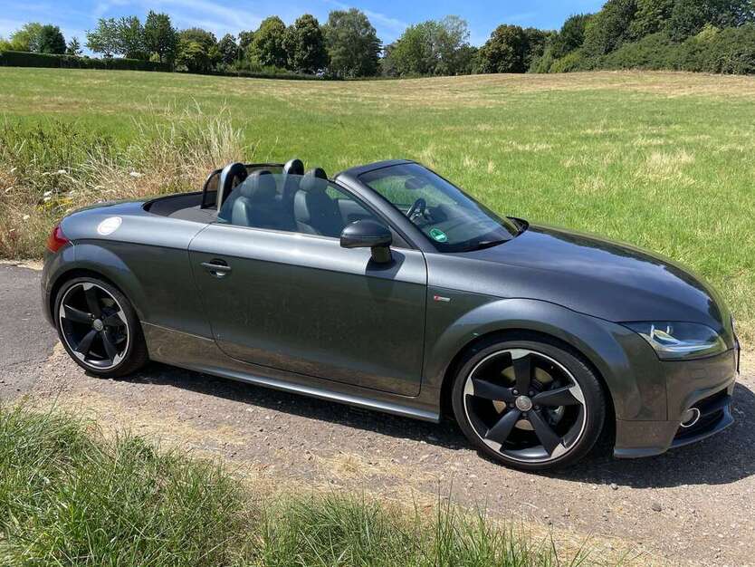 Audi TT 92.300 km 17.500 € Bornheim 53332