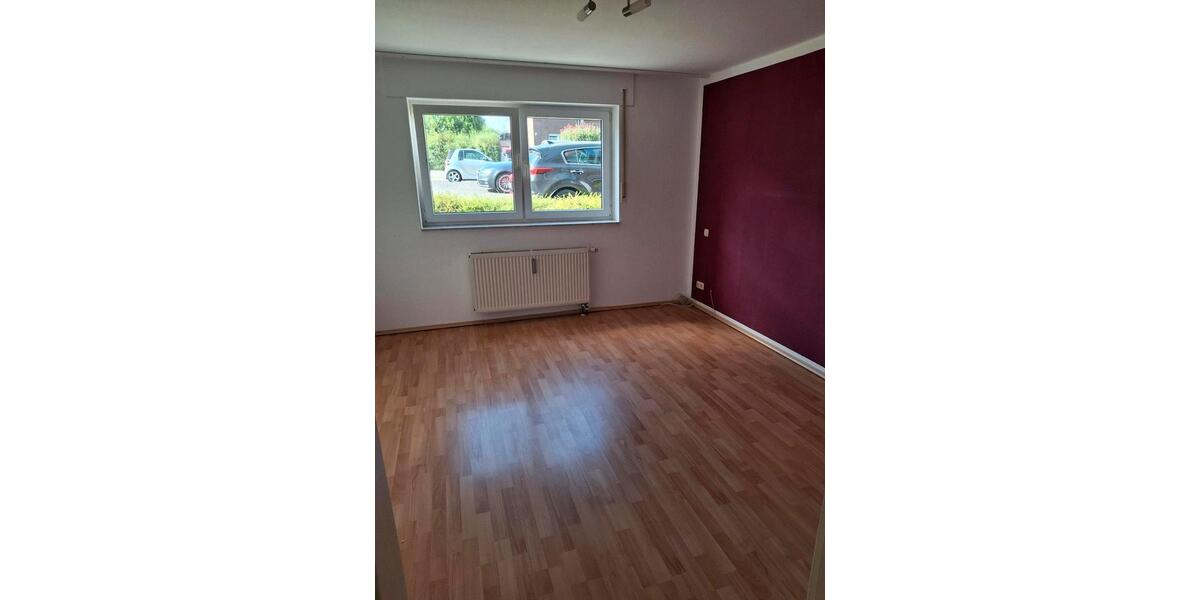 Etagenwohnung Hürth - 3 Zimmer, 85 m&sup2;, 1.020&euro; | Angebot:25616636