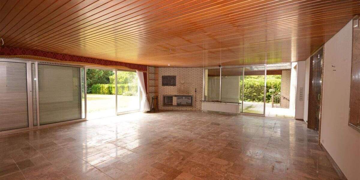 Einzigartige Möglichkeit: Traumgrundstück in Hürther Bestlage - Bestandsimmobilie mit Potenzial 7 zimmer