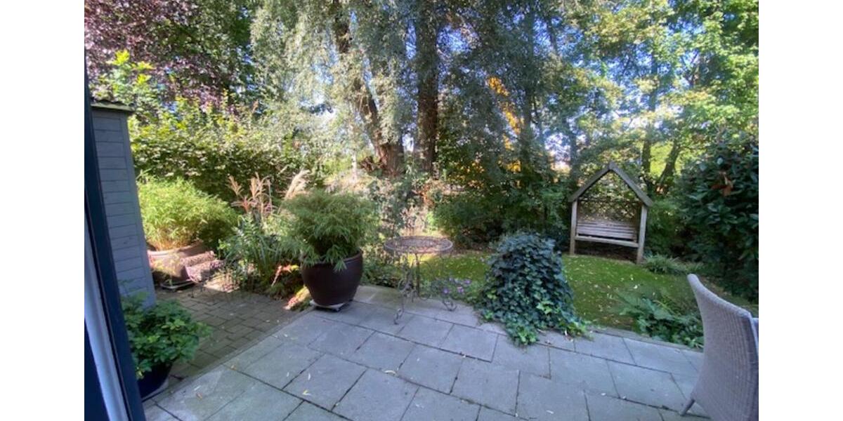 Doppelhaushälfte Düsseldorf Niederkassel - 4 Zimmer, 150 m&sup2;, 3.400&euro; | Angebot:25851866