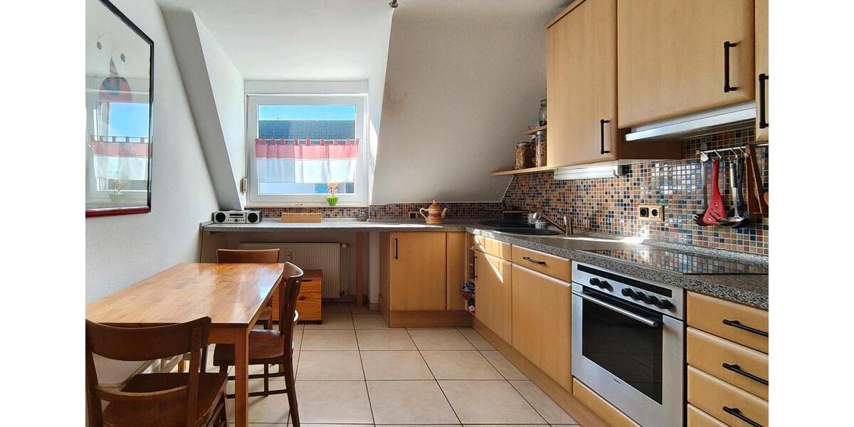 Dachgeschoßwohnung Solingen Burg - 4 Zimmer, 90 m&sup2;, 250.000&euro; | Angebot:27442036