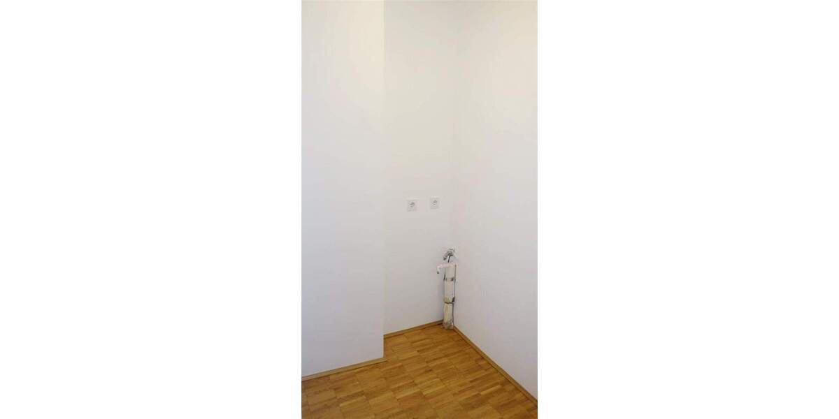 Etagenwohnung Düsseldorf Flingern Nord - 3 Zimmer, 108 m&sup2;, 1.739&euro; | Angebot:25156419