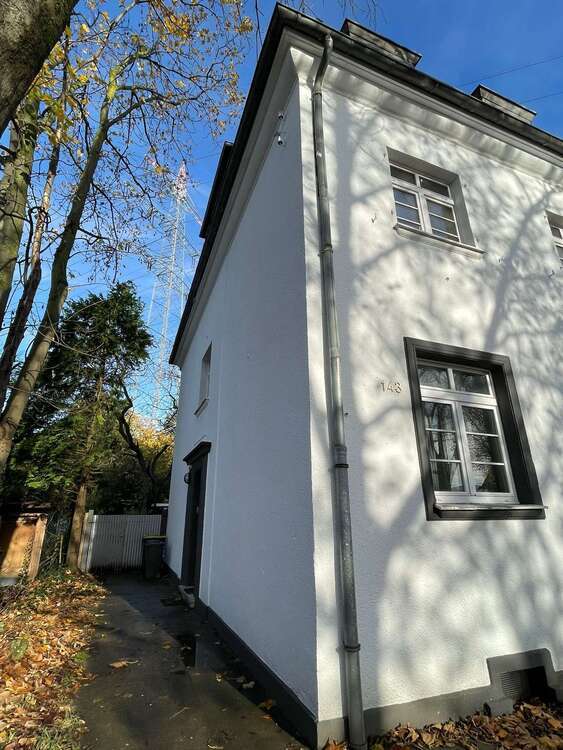 Haus zum Kaufen in Köln 599.000 € 234 m²