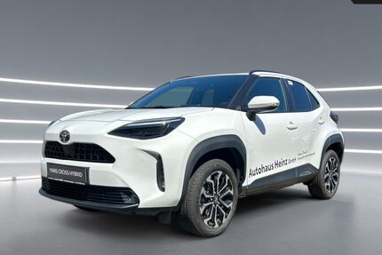 Toyota Yaris Cross 2.500 km 28.850 &euro; Overath 51491