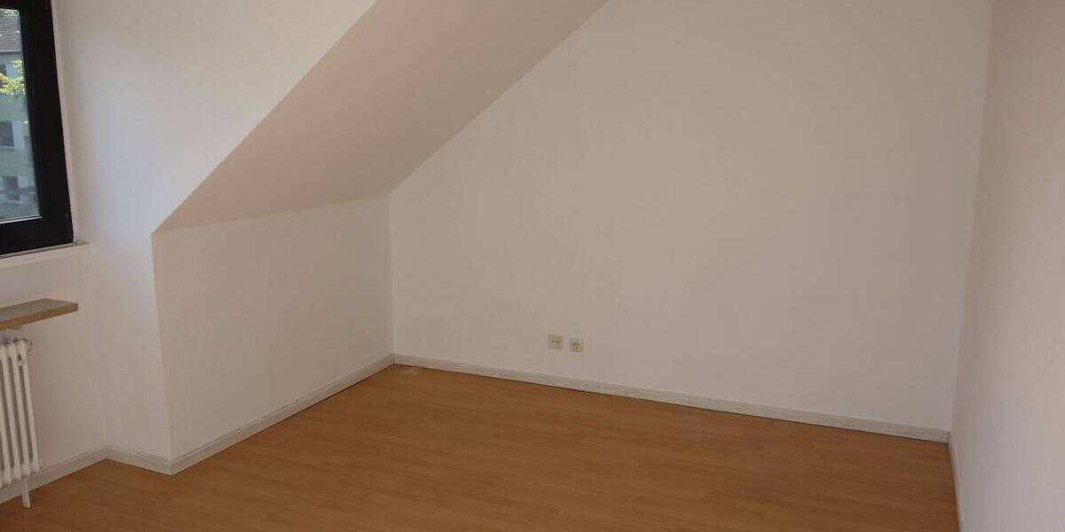 Mehrfamilienhaus, Wohnhaus Düsseldorf Hubbelrath - 7 Zimmer, 237 m&sup2;, 870.000&euro; | Angebot:26417364