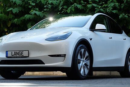 Tesla Model Y 52.069 km 38.980 &euro; Köln 50996