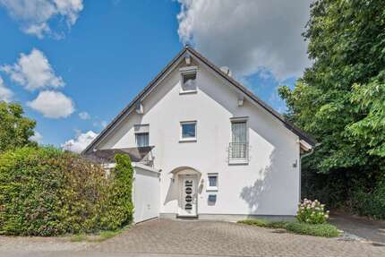 Haus zum Kaufen in Siegburg 529.000 € 138 m²