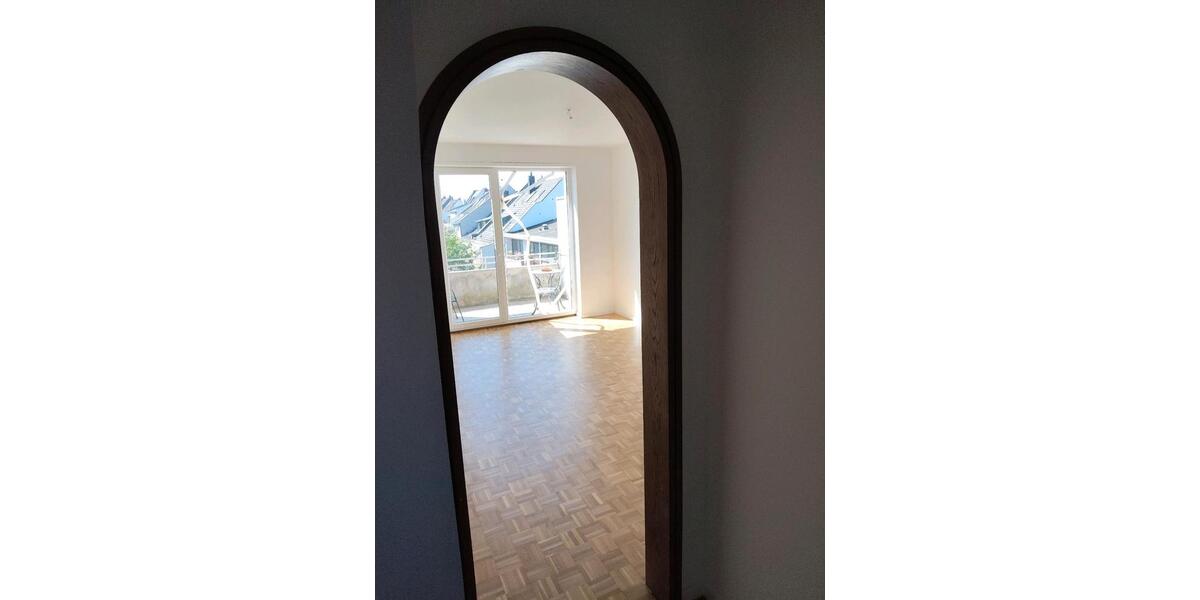 Dachgeschoßwohnung Hilden - 3 Zimmer, 120 m&sup2;, 1.900&euro; | Angebot:26336396