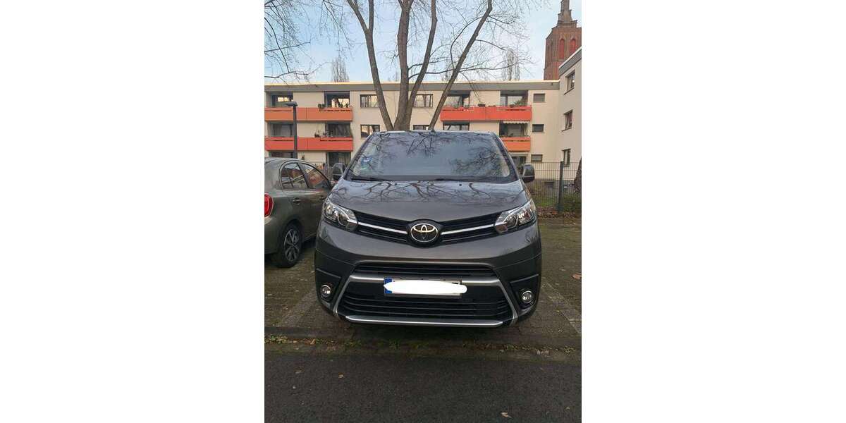 Toyota Proace 25.400 km 30.999 &euro; Köln 51105