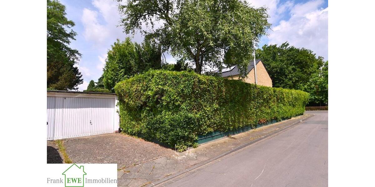 Objekt-Nr. 436 - 40597 Düsseldorf Möbliertes Reiheneckhaus mit Garage in Benrath 3 zimmer