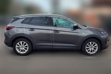 Opel Grandland (X) 169.000 km 9.800 &euro; Düsseldorf 40229