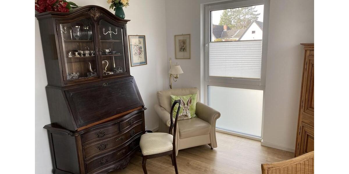 Etagenwohnung Bergisch Gladbach Frankenforst - 3 Zimmer, 103 m&sup2;, 1.450&euro; | Angebot:25712267