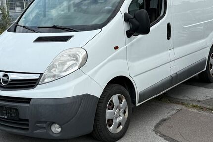 Opel Vivaro 218.000 km 4.250 € Hilden 40721