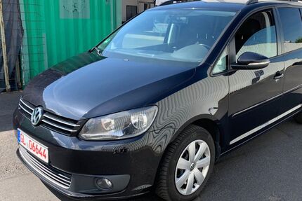 VW Touran 196.000 km 7.399 &euro; Bergisch Gladbach 51465