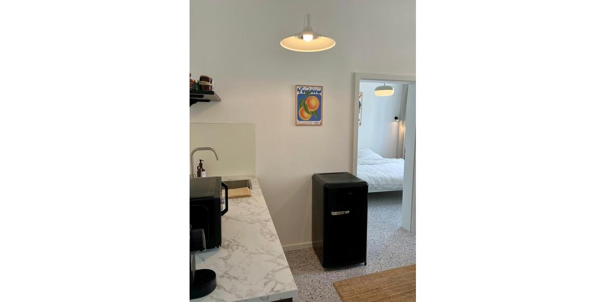 Möblierte sanierte Altbau City-Wohnung in Unterbilk zimmer