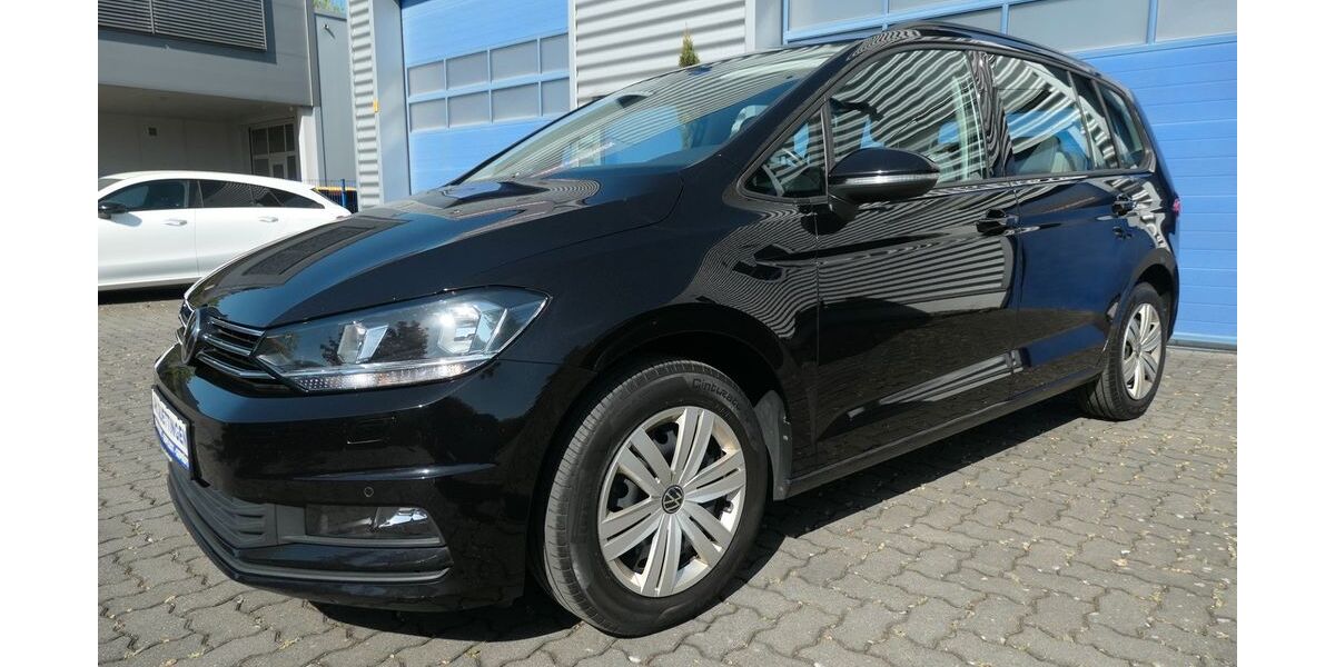 VW Touran 125.419 km 19.850 &euro; Monheim 40789