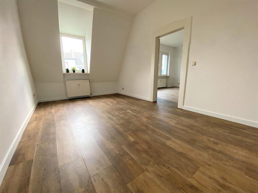 Großzügiges Wohnen mit nostalgischem Flair in Köln-Deutz zimmer