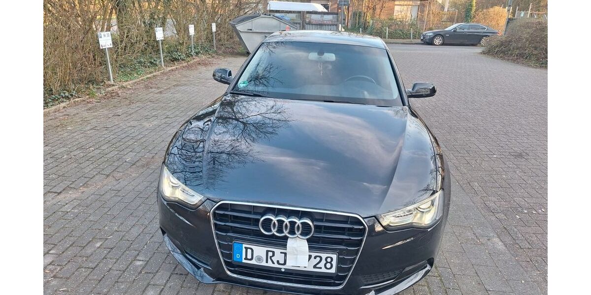Audi A5 142.000 km 11.950 &euro; Düsseldorf 40229