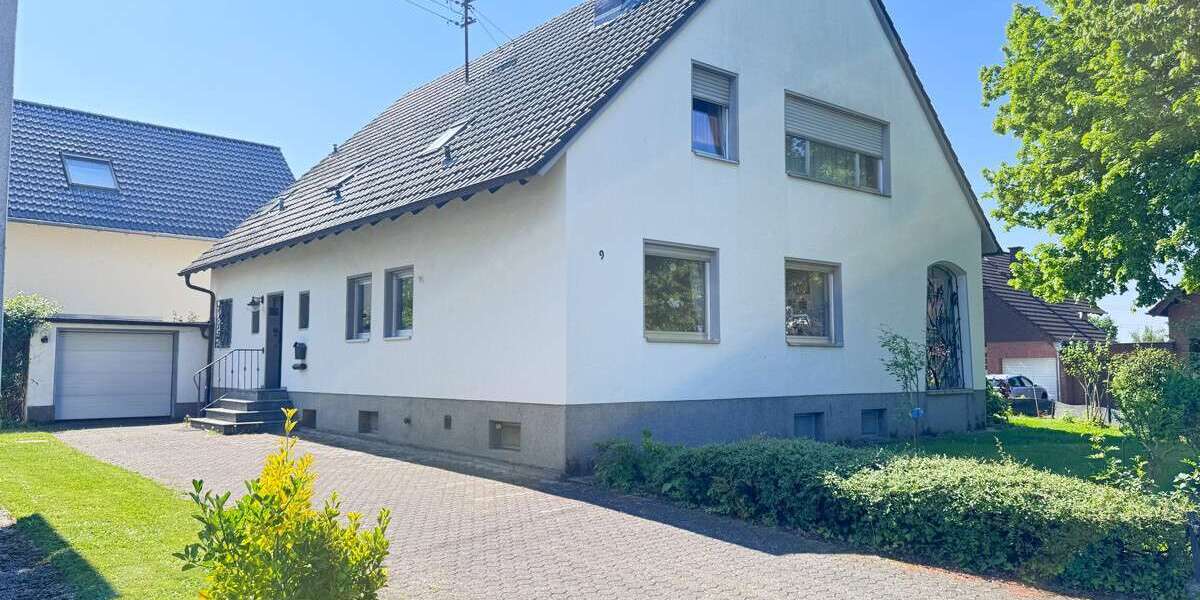 Einfamilienhaus Troisdorf Bergheim - 8 Zimmer, 220 m&sup2;, 595.000&euro; | Angebot:26975962