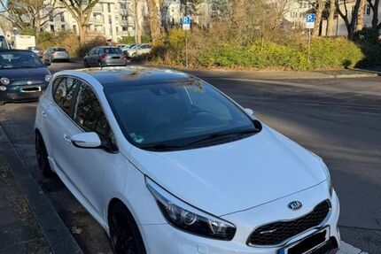 Kia ceed / Ceed 93.000 km 11.990 &euro; Köln 50827