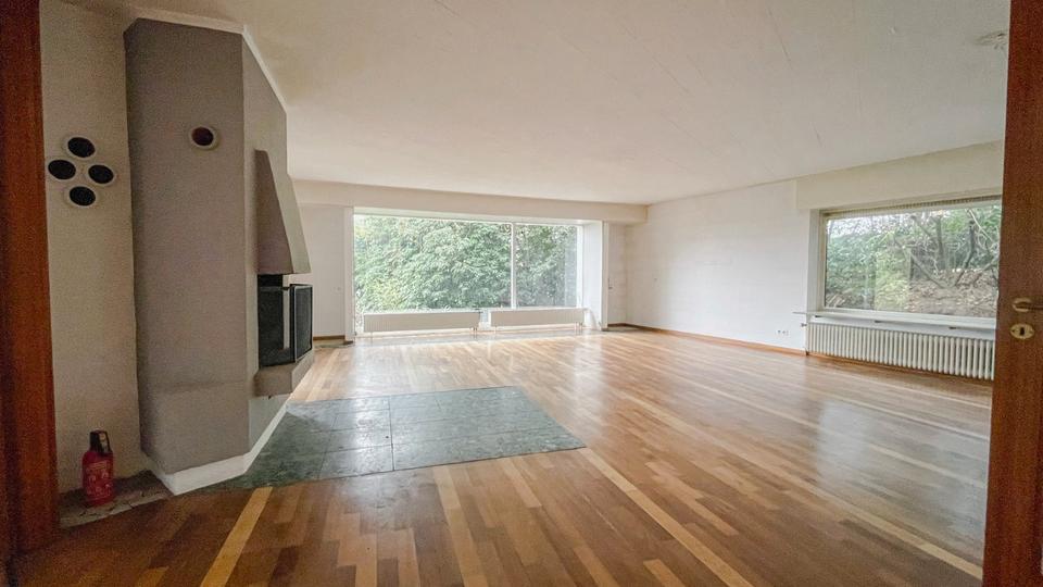 Einfamilienhaus Bergisch Gladbach Alt-Frankenforst - 8 Zimmer, 200 m&sup2;, 600.000&euro; | Angebot:27301292