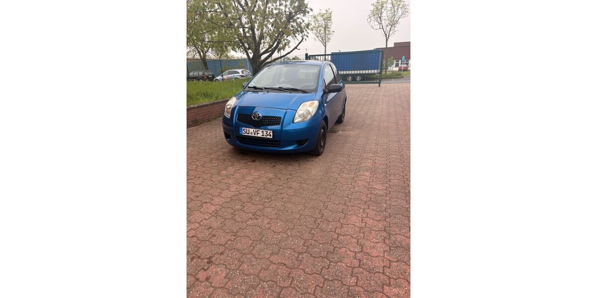 Toyota Yaris 169.000 km 3.249 &euro; Lohmar 53797