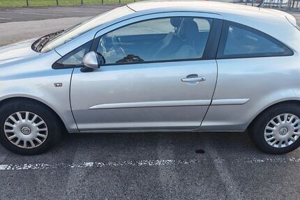 Opel Corsa 153.000 km 2.200 € Brühl 50321