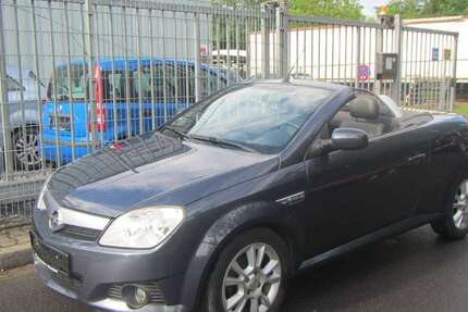 Opel Tigra 130.000 km 2.650 &euro; Düsseldorf 40235