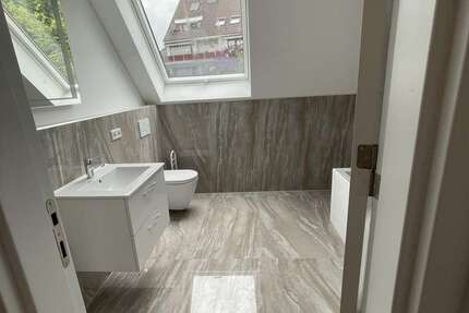 Wohnung zum Mieten in Düsseldorf 2.800 € 95 m² 5 zimmer