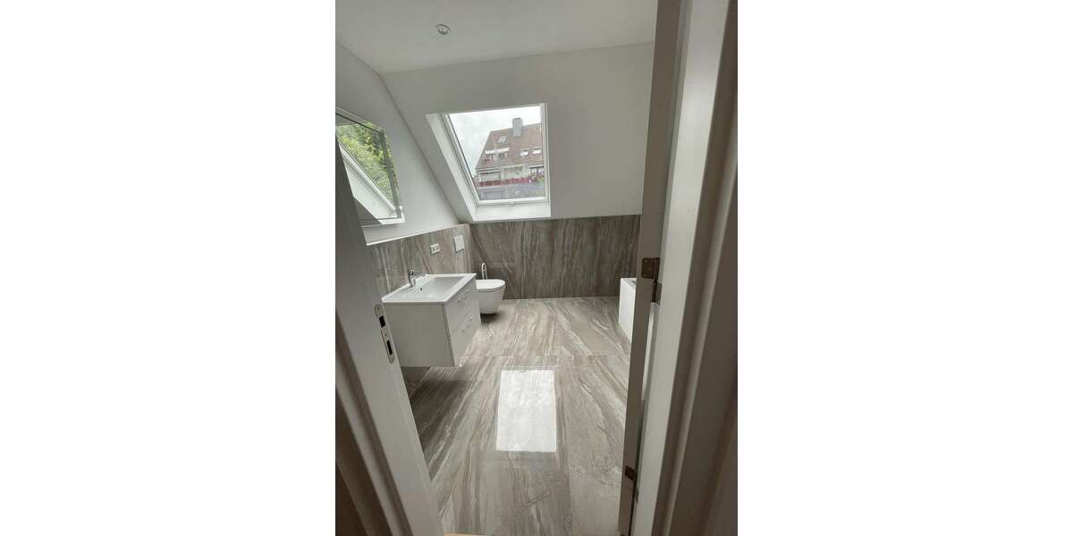 Wohnung zum Mieten in Düsseldorf 2.800 € 95 m² 5 zimmer