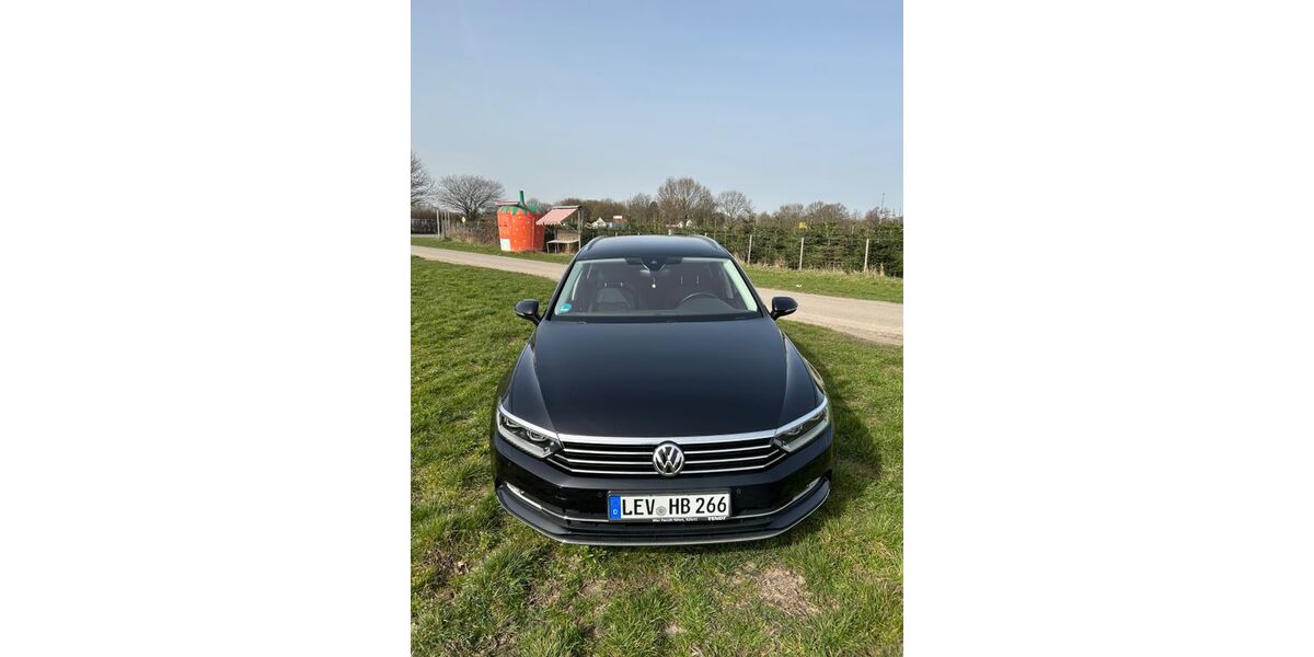 VW Passat Variant 97.645 km 24.500 &euro; Odenthal 51519
