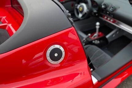 Lotus Elise 9.845 km 66.666 &euro; Köln 50858